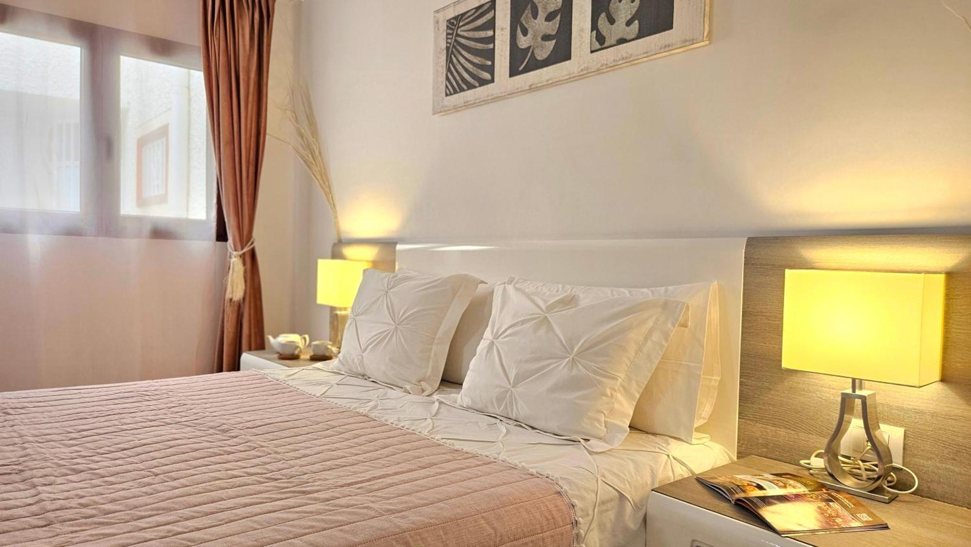Paulmarie Apartment Ocean View Адехе Екстериор снимка