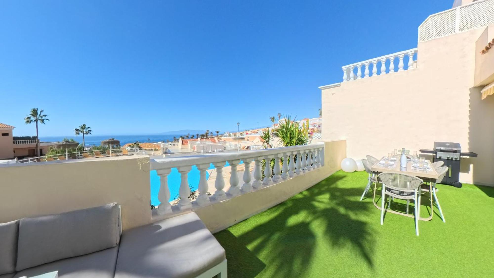 Paulmarie Apartment Ocean View Адехе Екстериор снимка