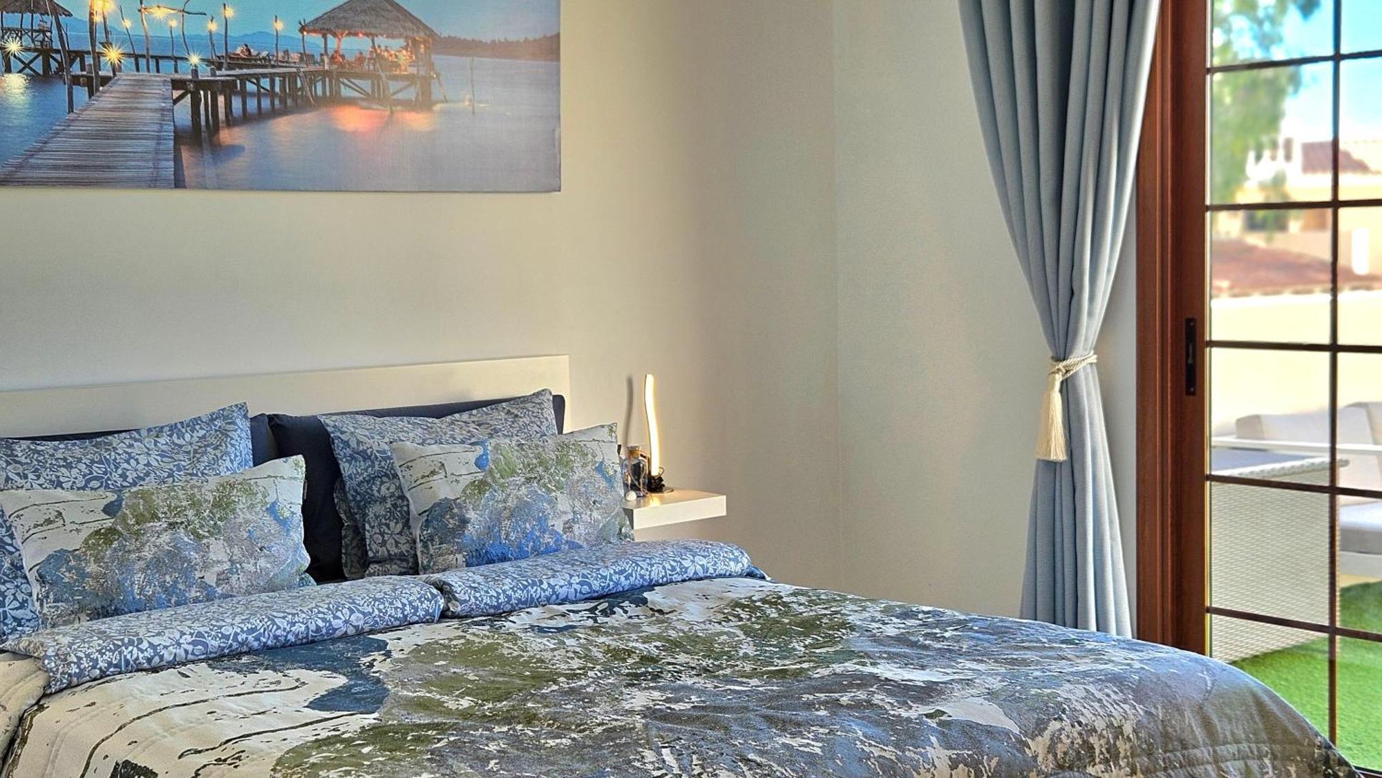 Paulmarie Apartment Ocean View Адехе Екстериор снимка